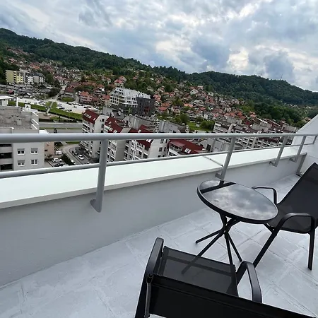 Maa 公寓 图兹拉